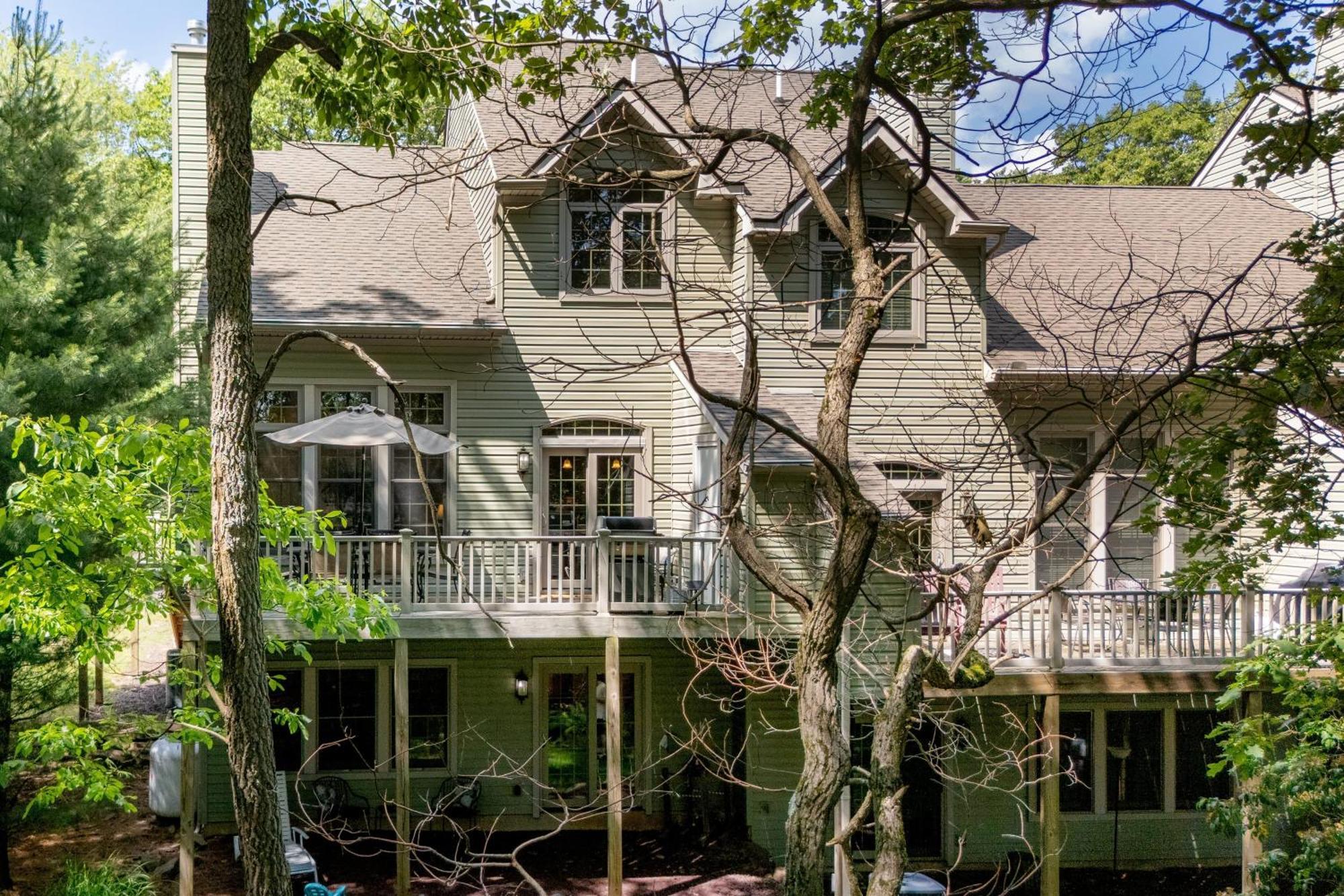 Highland Hideaway By Avantstay Group Poconos Retreat W Patio Game Room Лейк Хармъни Екстериор снимка